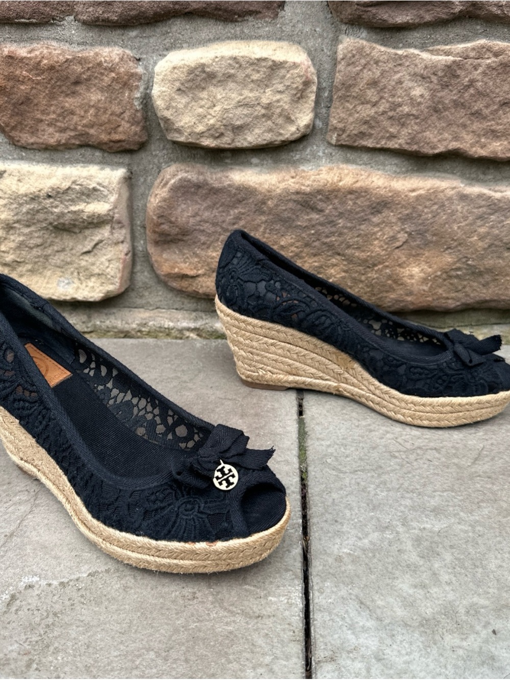 Tory Burch Women’s Size 8.5 Jackie Espadrilles Wedge Peep Toe Black Lace Crochet